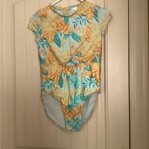 Girls leaf pattern swimsuit